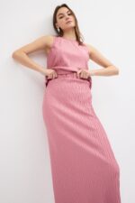 Pembe Pliseli Bluz ve Etek Takım - Görsel 4