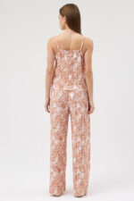 Turuncu Pliseli Rahat Kesim Bluz ve Pantolon Takım - Görsel 4