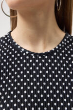 Puantiyeli Pliseli Bluz ve Etek Takım - Görsel 5