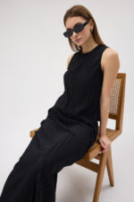 Siyah Pliseli Bluz ve Etek Takım - Görsel 4