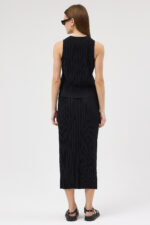 Siyah Pliseli Bluz ve Etek Takım - Görsel 3