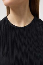 Siyah Pliseli Bluz ve Etek Takım - Görsel 5