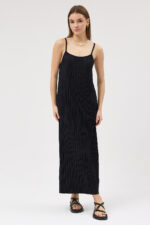 Siyah Askılı Pliseli Elbise - Görsel 3