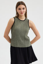 Haki Pliseli Bluz - Görsel 3