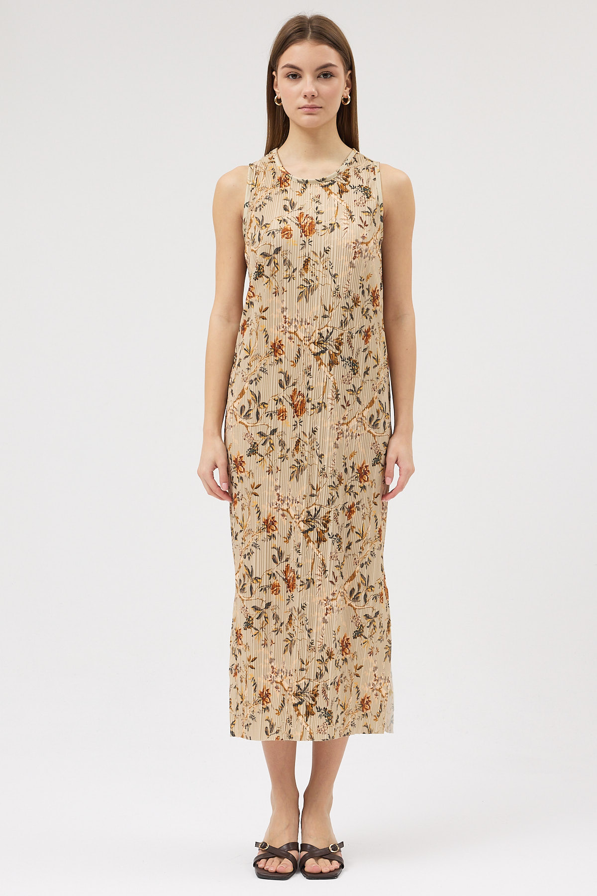 18.12.2025_LINA3222 Sütlü Kahve Pliseli Elbise - Görsel 1