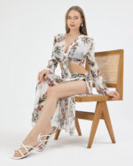 Beyaz Pliseli Çiçekli Pareo Takım - Görsel 4